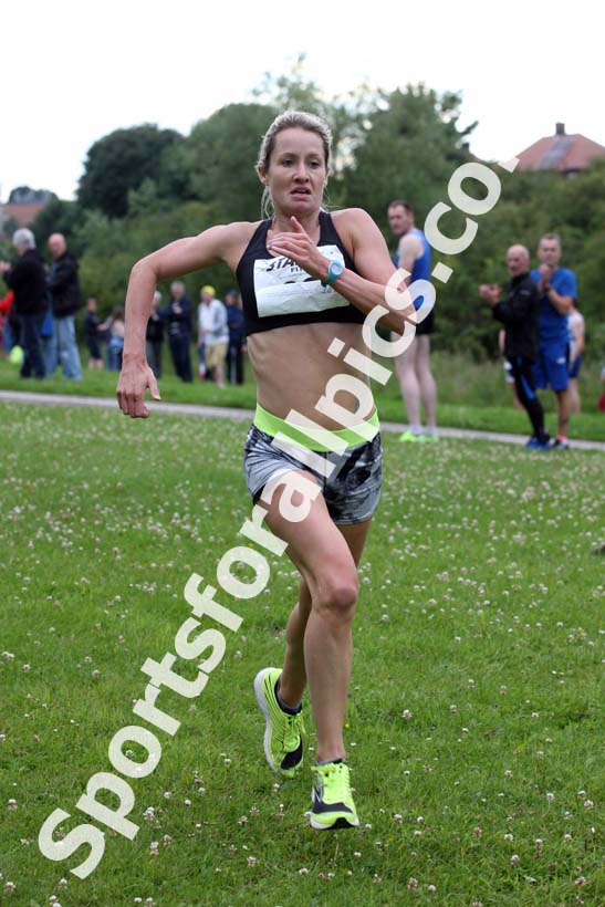 Womens Sunderland 5k Road Race (Northern and North Eastern Champs). Photo: David T. Hewitson/Sports for All Pics